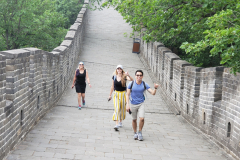 Students on the great wall